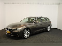 BMW 3-serie Touring - 320i High Executive automaat panoramadak elektrische trekhaak kortom vol in opties