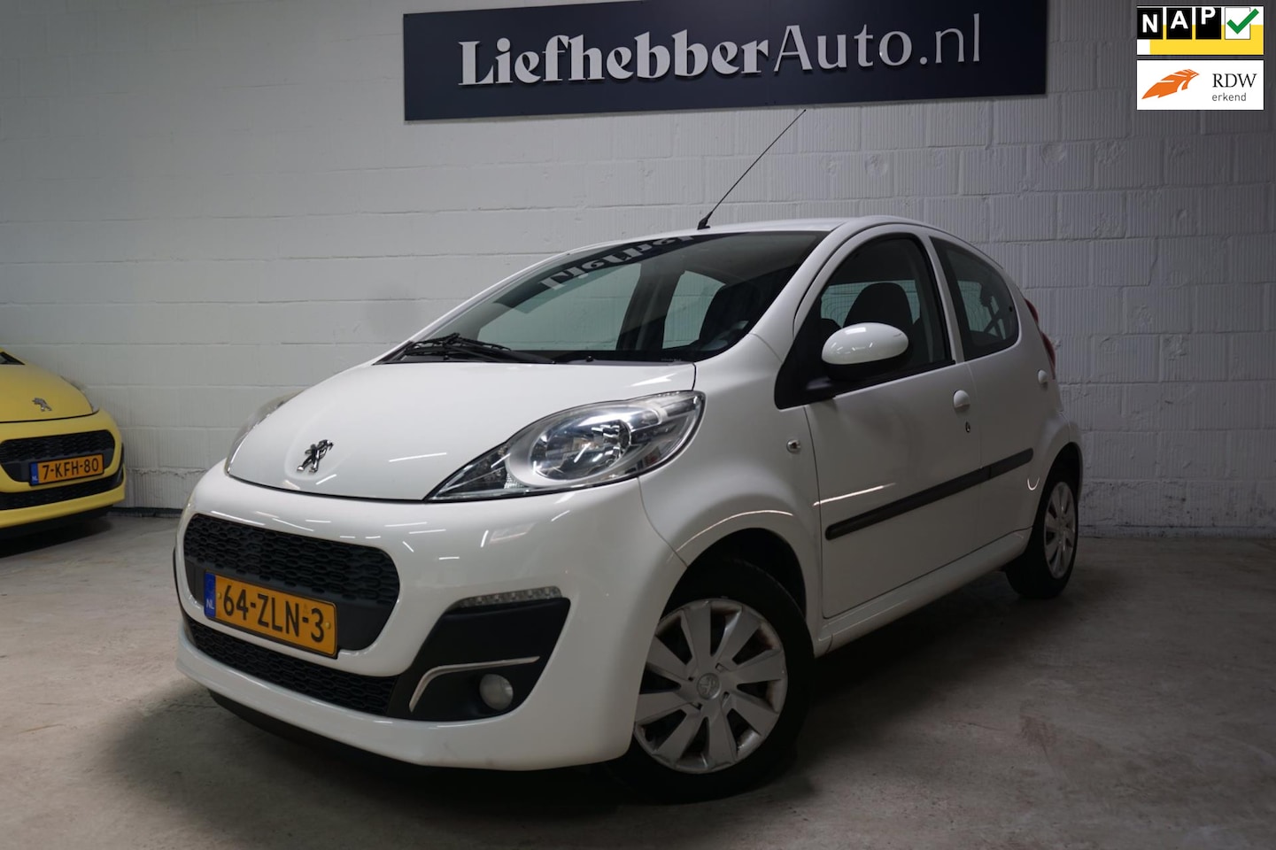 Peugeot 107 - 1.0 Active/Airco/NAP/LED/CV/Elek.Ramen - AutoWereld.nl