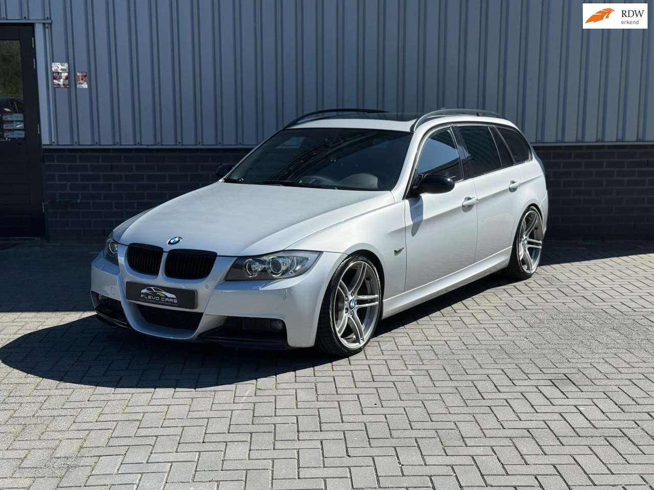 BMW 3-serie Touring - 335i High Executive 335i High Executive - AutoWereld.nl