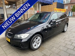 BMW 3-serie Touring - 318i Business Line NL AUTO/CLIMA/NAVI/NW APK