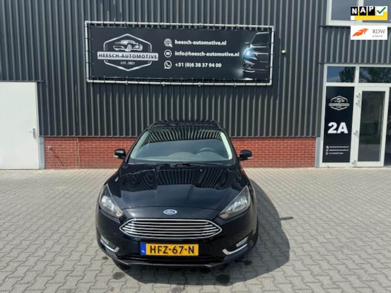 Ford Focus Wagon - 1.0 Titanium Edition 1.0 Titanium Edition - AutoWereld.nl