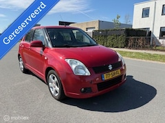Suzuki Swift - 1.5 Exclusive