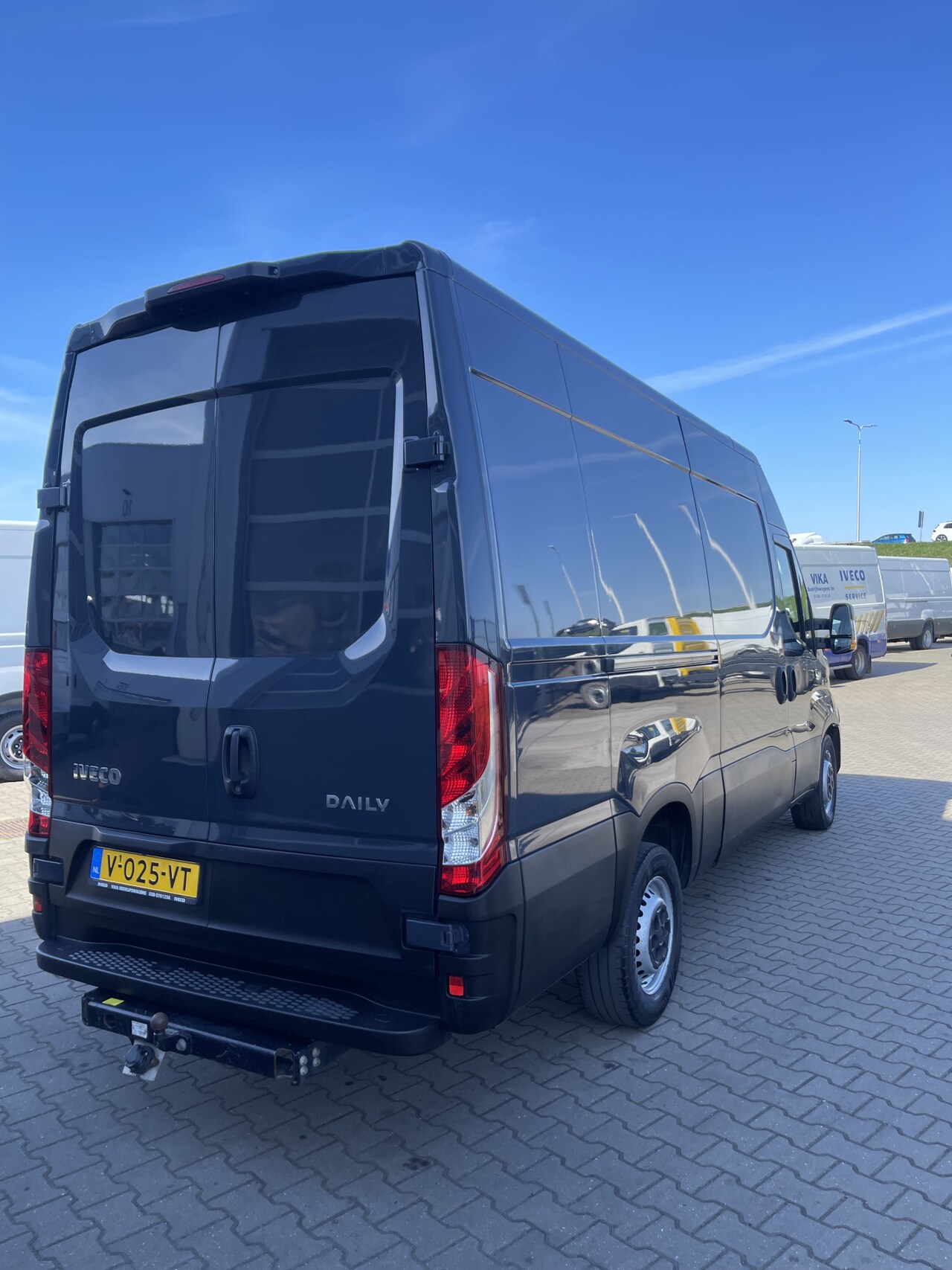 Iveco Daily - 35S14V 2.3L 3520L H2 - AutoWereld.nl