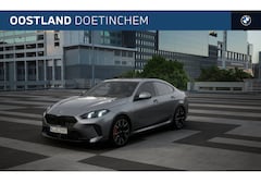 BMW 2-serie Gran Coupé - 220 M Sport Automaat / Sportstoelen / Achteruitrijcamera / Comfort Access / Adaptieve LED