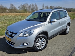 Volkswagen Tiguan - 1.4 TSI Comfort&Design 4Motion