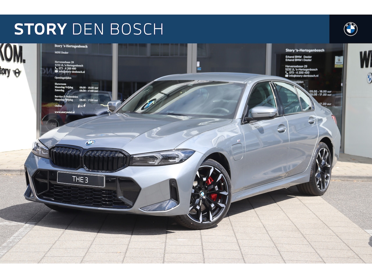 BMW 3-serie - 330e M Sport Automaat / Sportstoelen / Adaptieve LED / Live Cockpit Plus / Widescreen Disp - AutoWereld.nl