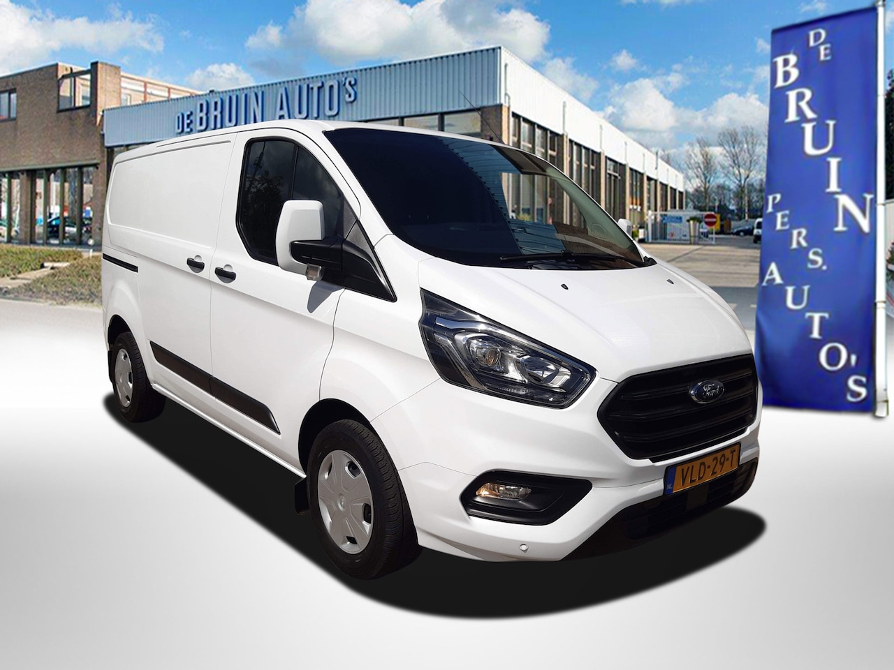 Ford Transit Custom - 2.0 TDCI 96Kw/130Pk Airco , Cruisecontrol, Trekhaak 2500Kg, Trend - AutoWereld.nl