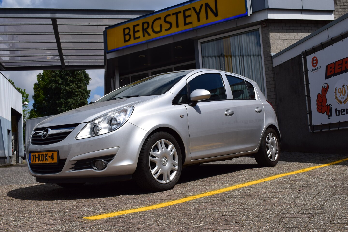 Opel Corsa - 1.2-16V Enjoy 1.2-16V Enjoy - AutoWereld.nl
