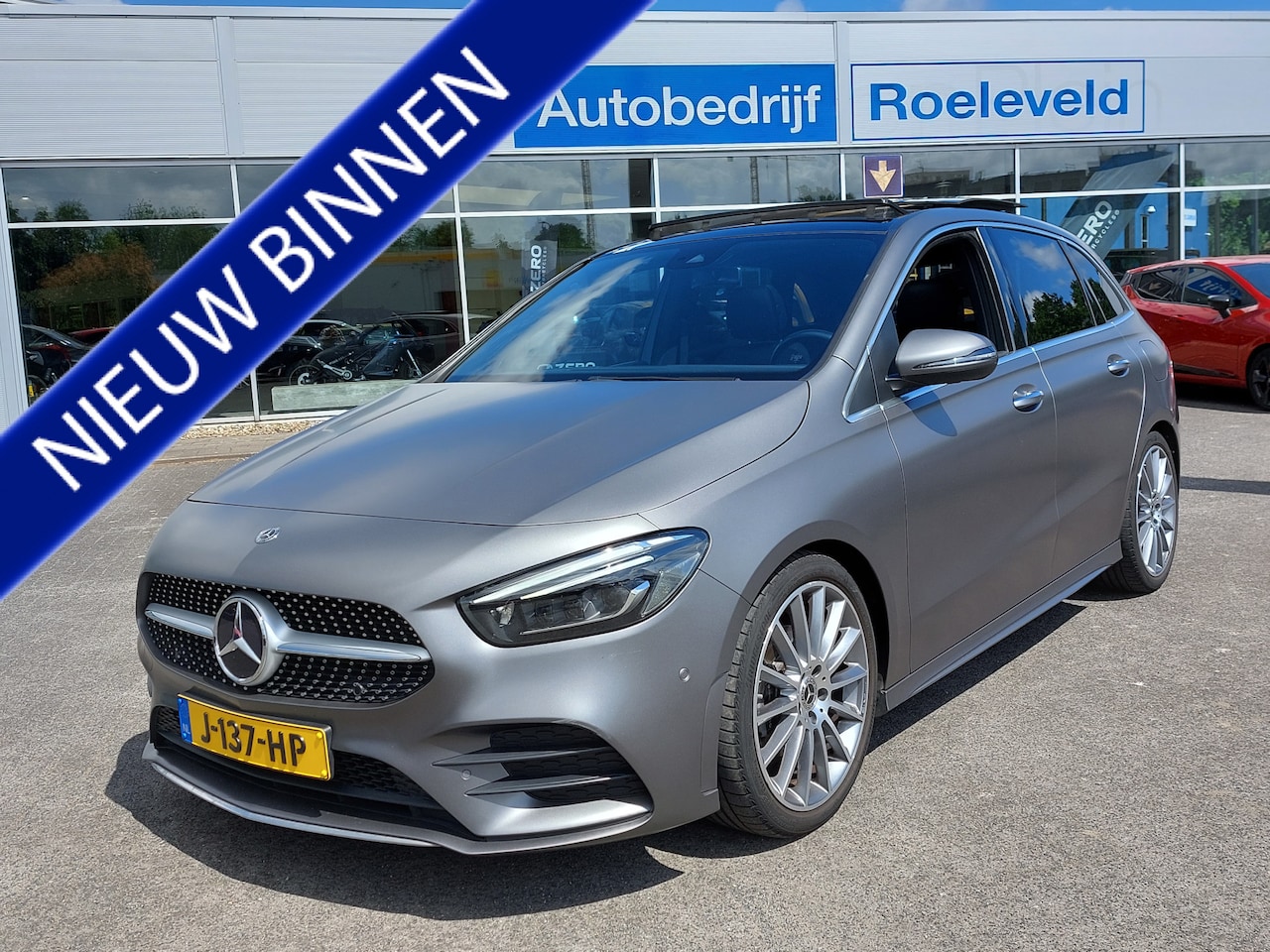 Mercedes-Benz B-klasse - 180 136pk Automaat Launch Edition Premium Plus AMG-Line | Navi | Clima | Cruise | Led Matr - AutoWereld.nl