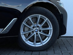 BMW 5-serie - 530e Business Edition Plus | Driving Assistant | Achteruitrijcamera | Active Cruise Contro