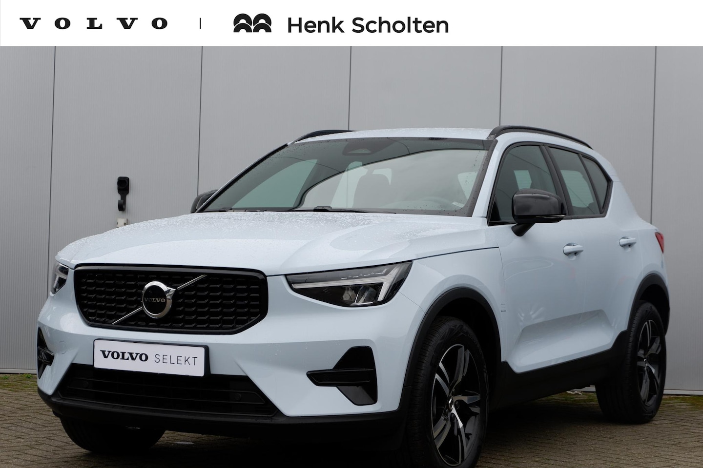 Volvo XC40 - B4 Automaat Plus Dark, | Verwarmbare Voorruit, Achteruitrijcamera, Parkeersensoren, Dodeho - AutoWereld.nl