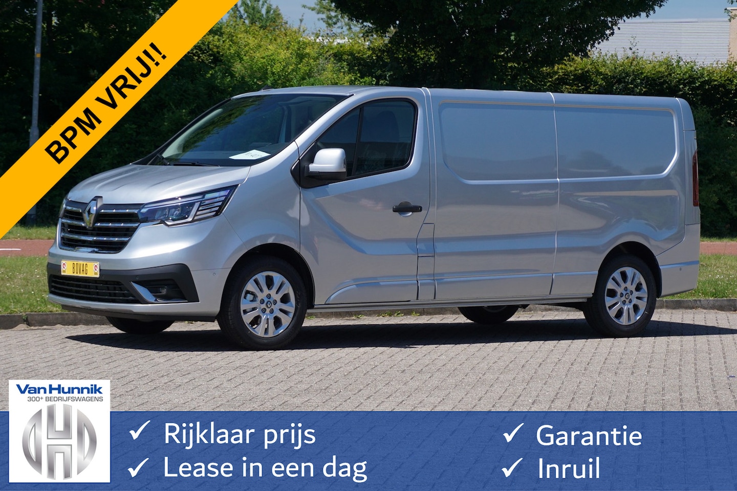 Renault Trafic - 170PK L2H1 LUXE EDC AUT BPM VRIJ!! Navi, Camera, LM Velg, LED!! NR. B01* - AutoWereld.nl