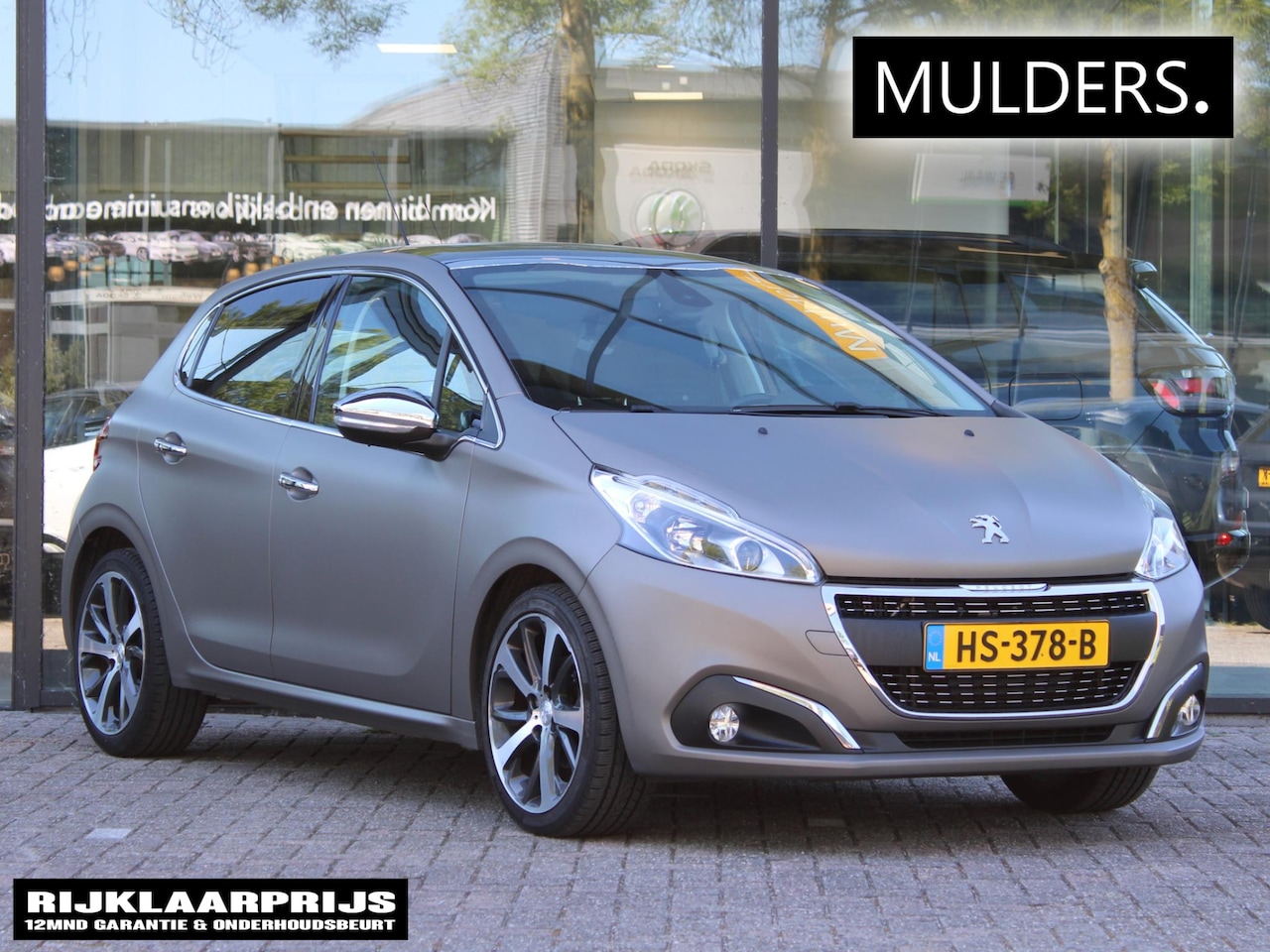 Peugeot 208 - 1.2 PureTech Première | Navi / Panoramadak / Climate - AutoWereld.nl