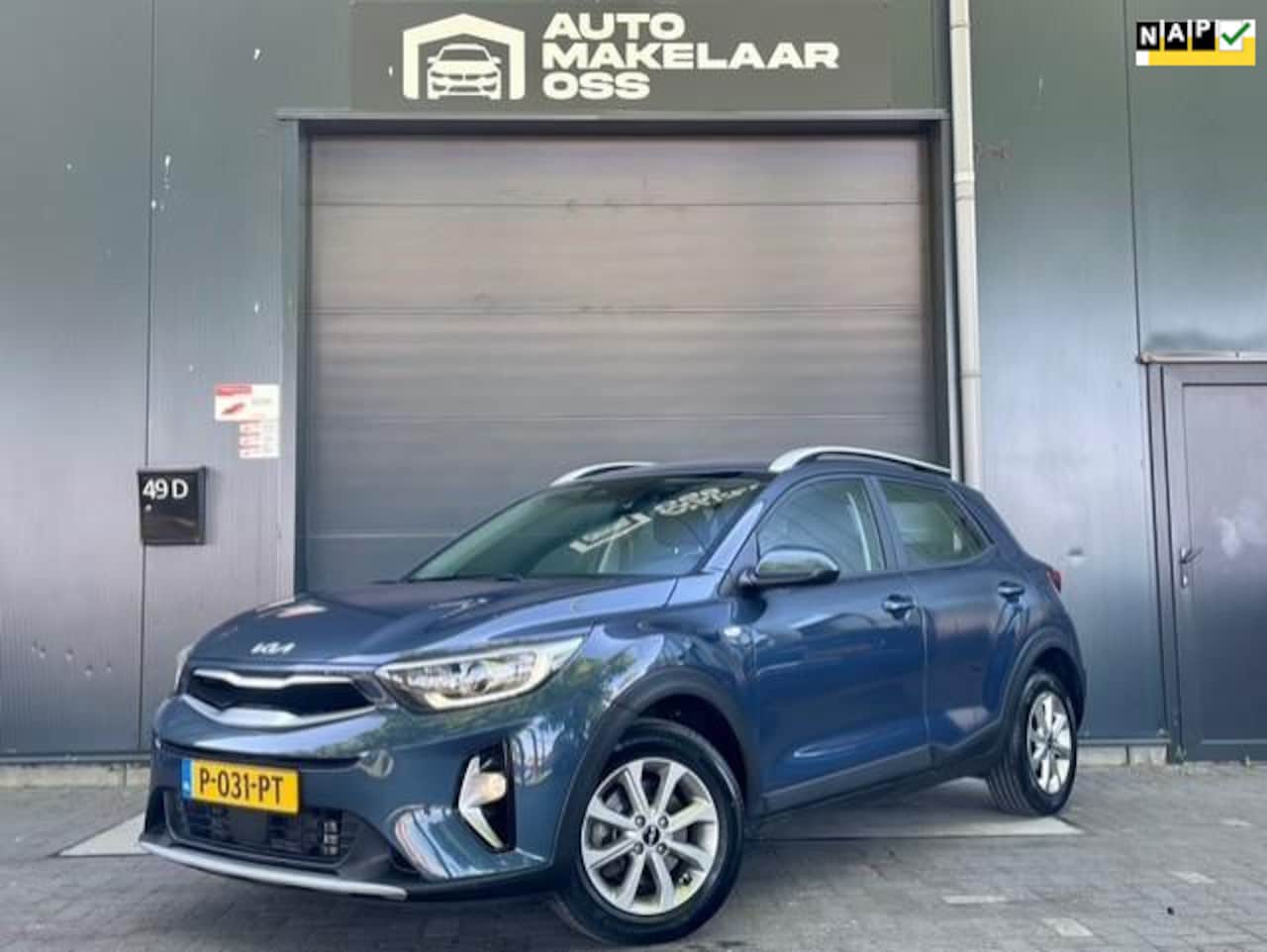 Kia Stonic - 1.0 T-GDi MHEV DynamicLine NAP CARPLAY CAMERA CRUISE CLIMA LANE ASSIST NAVI MF STUUR LM VE - AutoWereld.nl