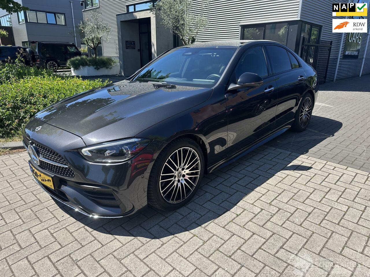 Mercedes-Benz C-klasse - 220d AMG/HU/Leder/Sfeerverlichting/ bomvol - AutoWereld.nl