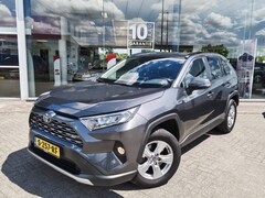 Toyota RAV4 - 2.5 Hybrid 2WD Dynamic Plus | Leder | Sensoren v/a | Stuurverwar