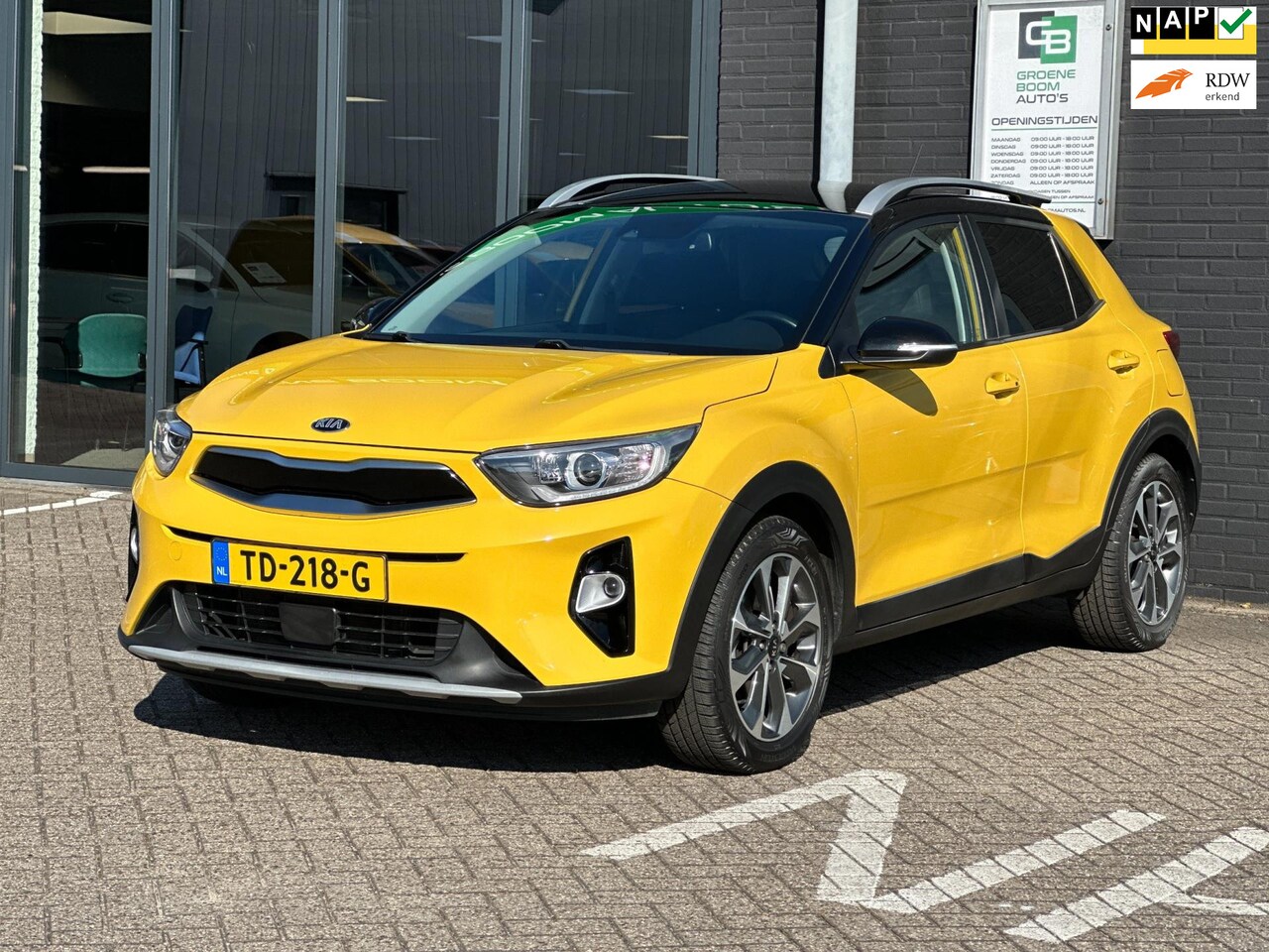 Kia Stonic - 1.0 T-GDi DynamicLine/CARPLAY/NAVI/CAMERA/NL-AUTO NAP!! - AutoWereld.nl