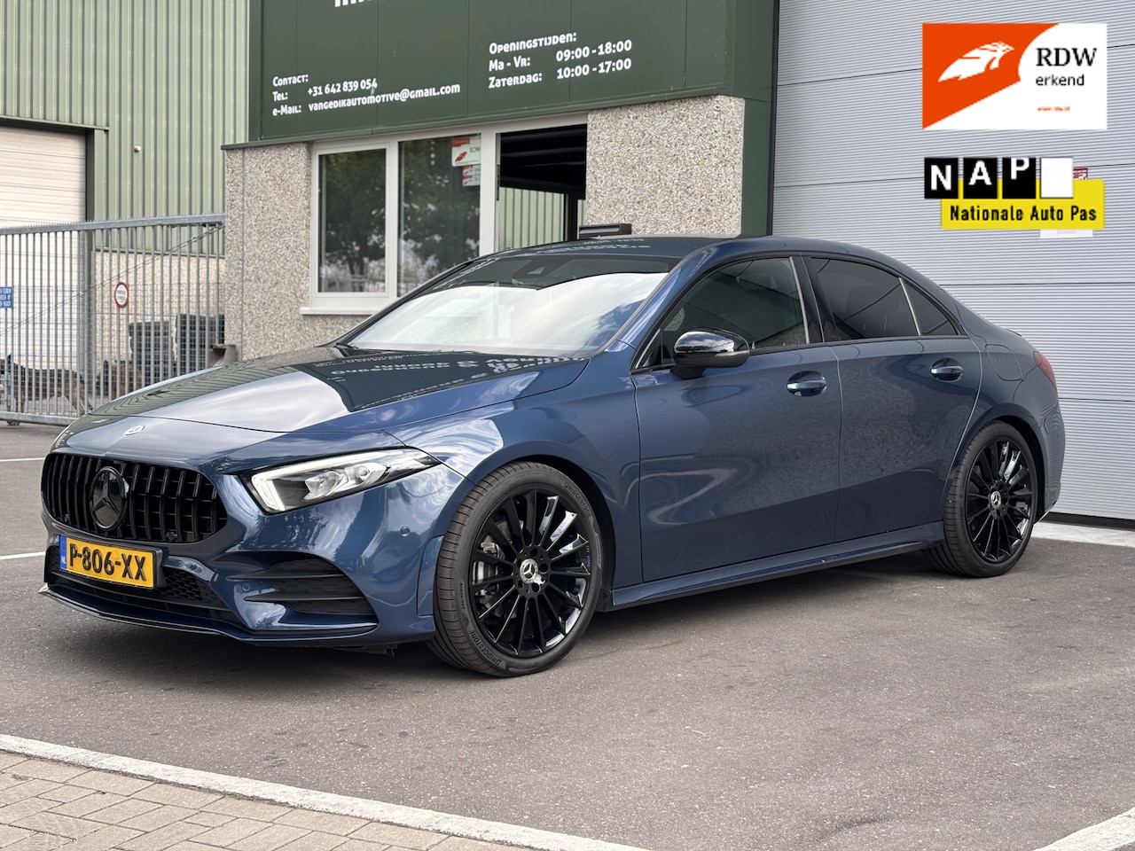 Mercedes-Benz A-klasse - Business Solution AMG WideScr A35 Automaat Nap Sfeerverl - AutoWereld.nl