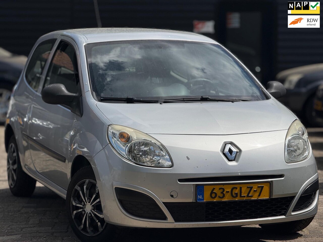 Renault Twingo - 1.2 Authentique|Airco|Elek-Ramen|Centr-Vergr - AutoWereld.nl