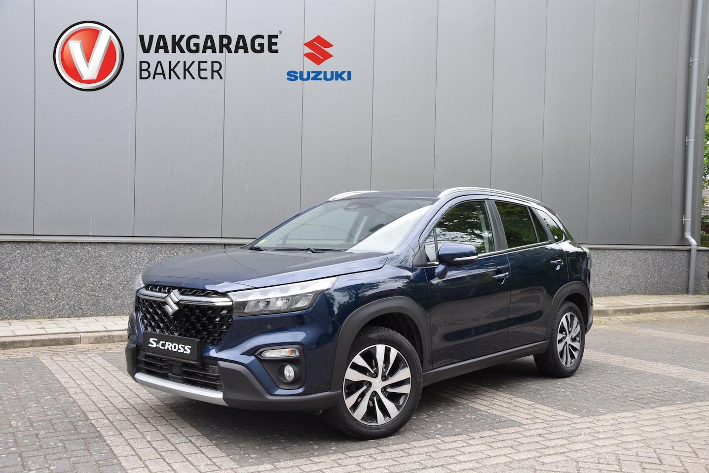 Suzuki S-Cross - 1.4 Boosterjet Style Smart Hybrid | Schuif-kanteldak | Automaat | Apple Carplay/Android Au - AutoWereld.nl