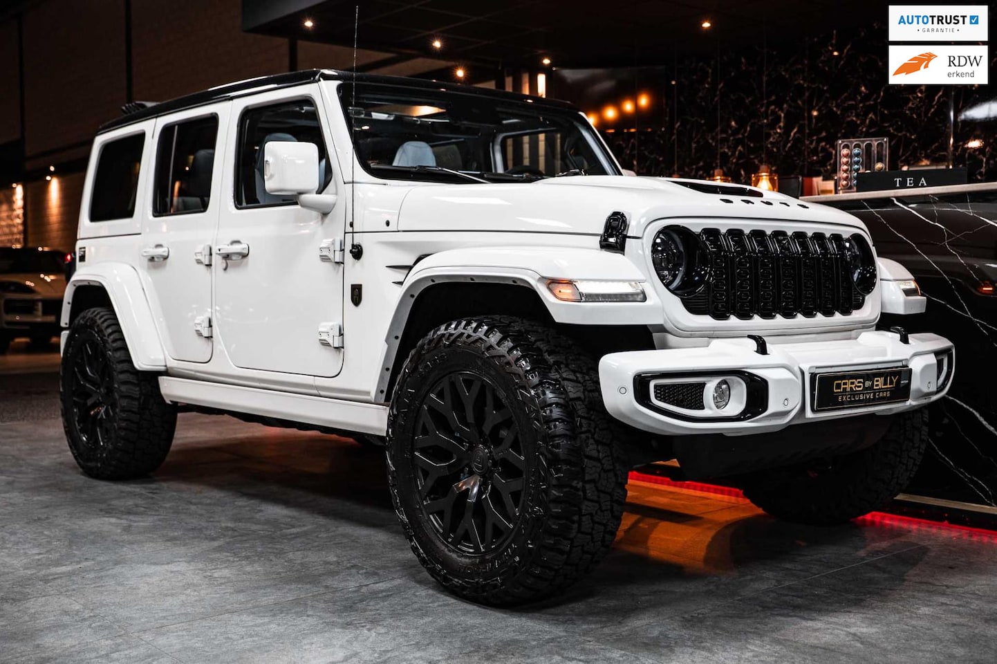 Jeep Wrangler Unlimited - BRUTE|CHARLESBLEU|FULLEDER - AutoWereld.nl