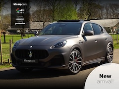 Maserati Grecale - 3.0 V6 Trofeo | Matgrijs | BTW | Carbon | Pano | Sonus Faber