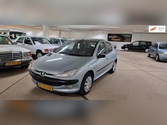 Peugeot 206 - 1.4. 148.000dkm nap Nieuwe apk