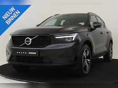 Volvo XC40 - B4 (M-HYBRID) PLUS DARK -CAMERA|ADAP.CRUISE|VERW.VOORRUIT|TREKHAAK|HARMAN/KARDON
