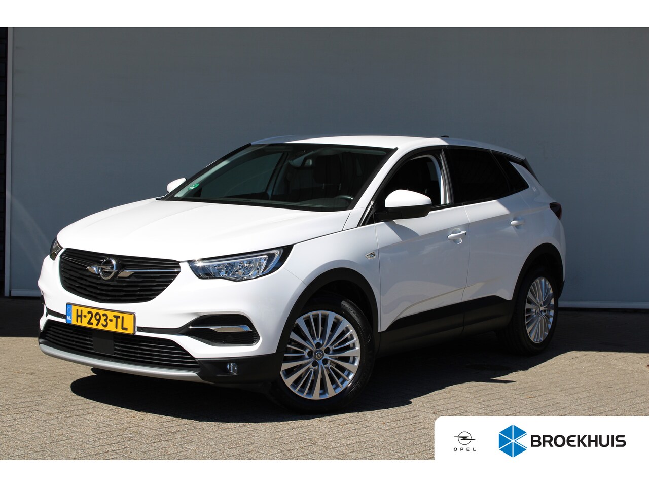 Opel Grandland X - 1.2 Turbo Innovation | Apple Carplay/Android Auto|telefoonintegratie premium | DAB ontvang - AutoWereld.nl