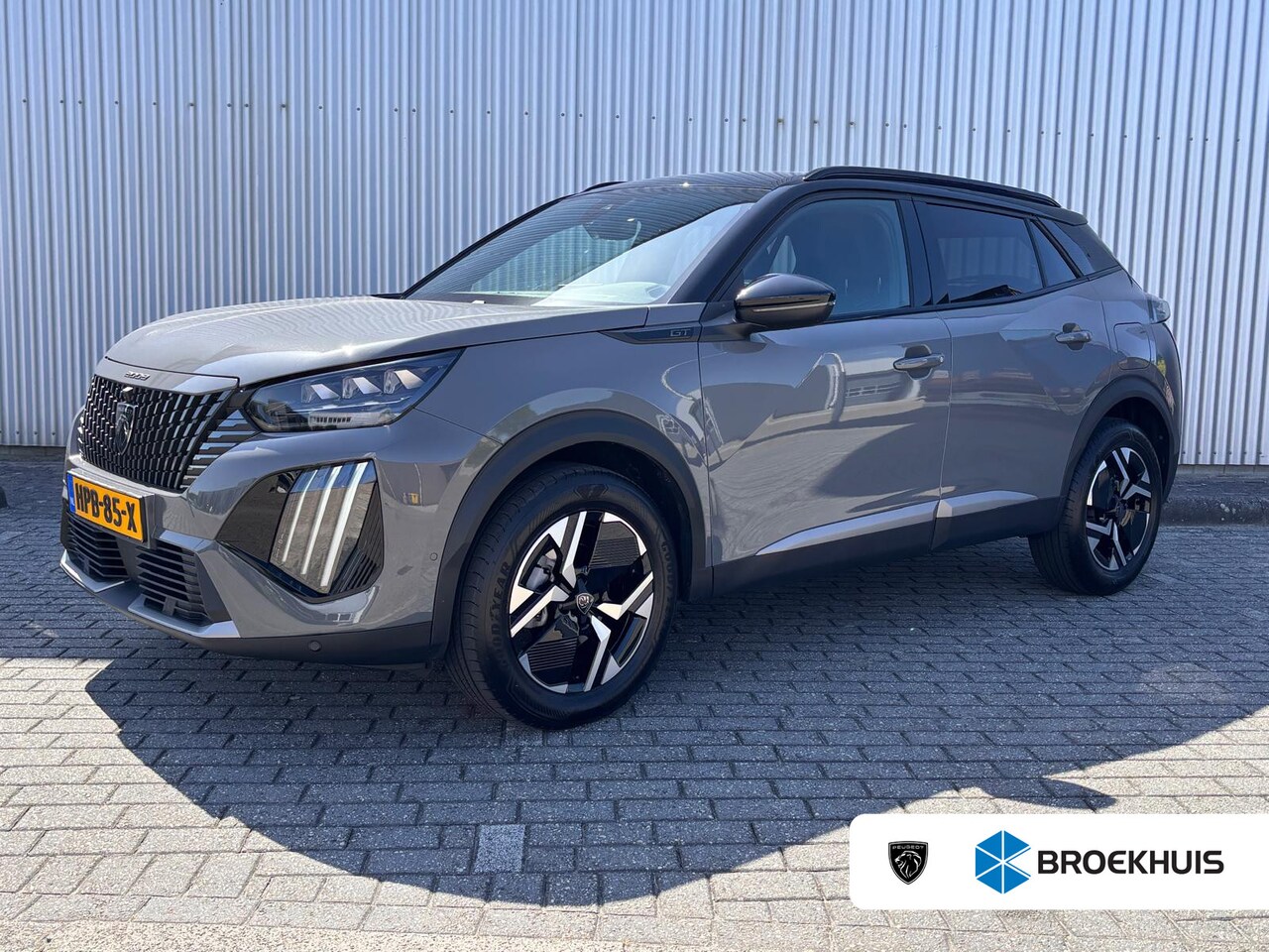 Peugeot 2008 - 1.2 PureTech 130PK | GT | AUTOMAAT | Voor & Achteruitrijcamera | Sfeerverlichting | Leder - AutoWereld.nl