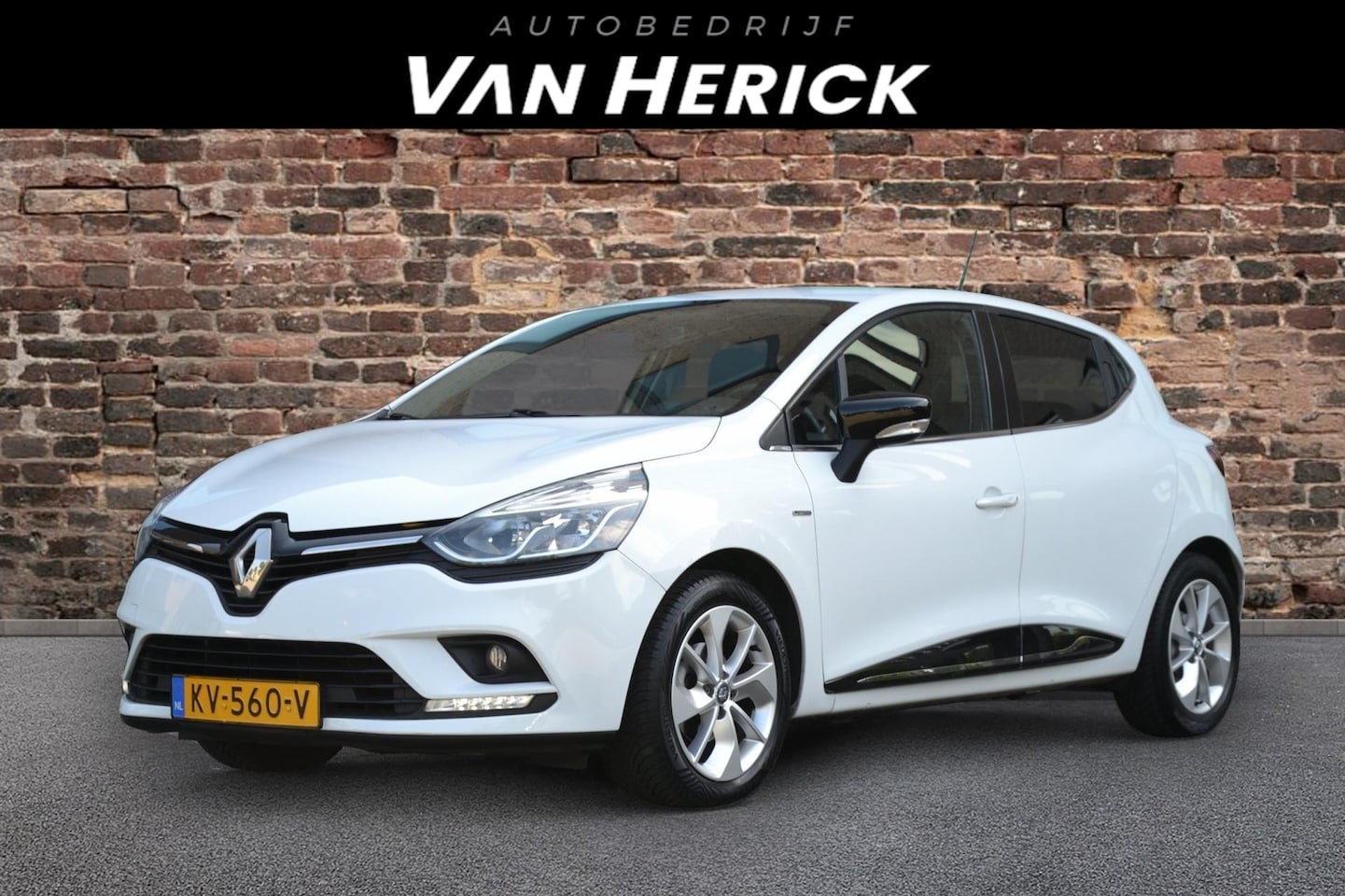 Renault Clio - 0.9 TCe Limited | Cruise | Airco | Navi - AutoWereld.nl