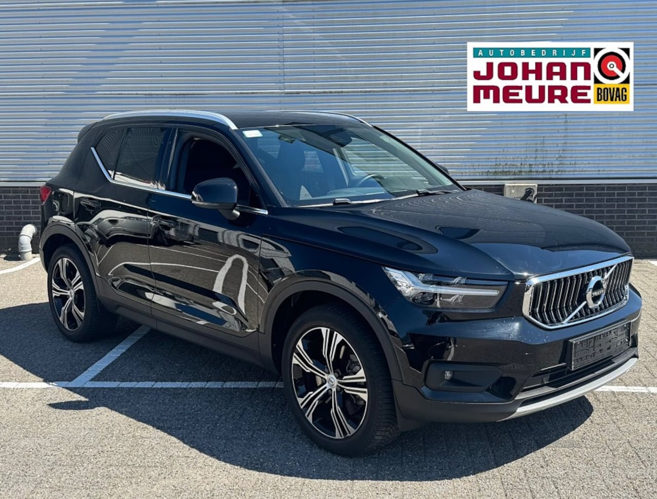 Volvo XC40 - 1.5 T4 Recharge Inscription Expression | NAVI | Full LED | PHEV *HEMELVAART OPEN v.a 11u t - AutoWereld.nl