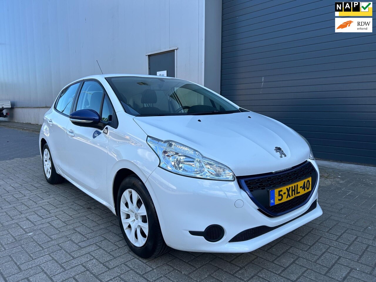Peugeot 208 - 1.0 VTi LIKE AIRCO NAP 5DRS - AutoWereld.nl