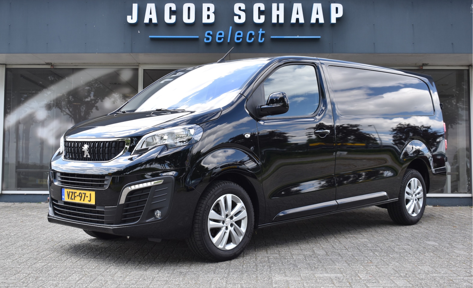 Peugeot Expert - 2.0 BlueHDI 180 S&S L3 / Keyless / Automaat / - AutoWereld.nl