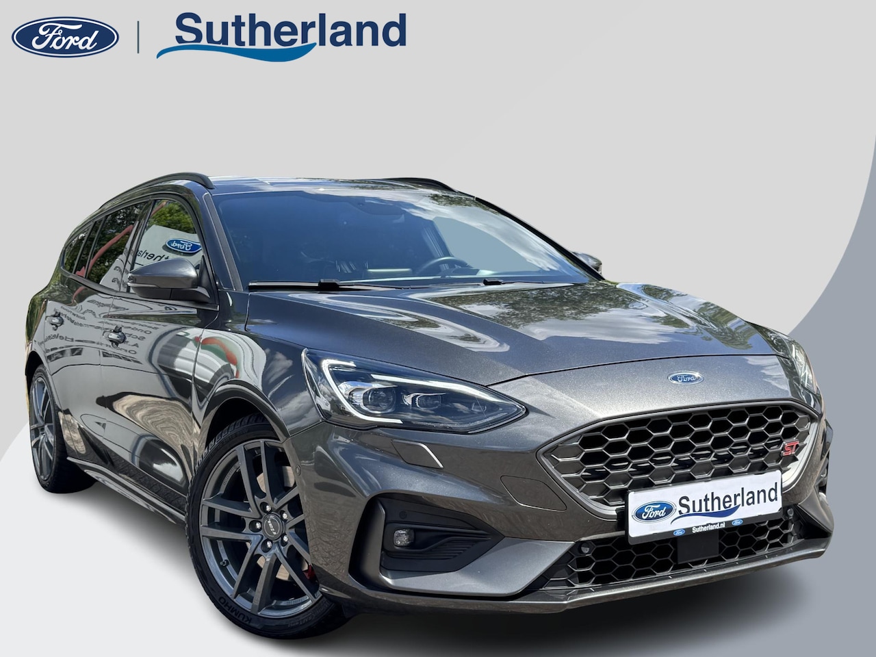 Ford Focus Wagon - 2.3 EcoBoost ST-3 | Adaptive cruise control | Adaptive LED |  Trekhaak | Winter Pack | Ban - AutoWereld.nl