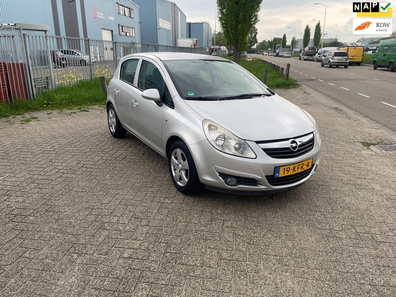 Opel Corsa - 1.2-16V Enjoy 1.2-16V Enjoy - AutoWereld.nl