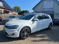 Volkswagen Golf - 1.4 TSI GTE DSG/XENON/CAMERA/SPORTSEATS