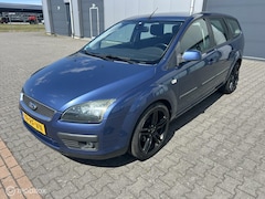 Ford Focus Wagon - 1.6-16V Trend inruilkoopje