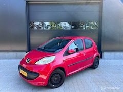 Peugeot 107 - 1.0-12V Sublime 5D Rood Airco APK Inruilkoopje