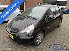 Honda Jazz - 1.4 LS Airco + parkeersensoren