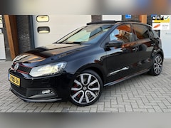Volkswagen Polo - 1.4 TSI GTI PANO/DSG/NAVI/LED/HALF-LEDER/17'