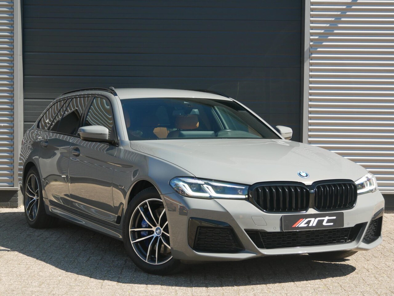 BMW 5-serie Touring - 530e xDrive Incl. BTW, Individual, Harman Kardon, Dealer onderhouden - AutoWereld.nl
