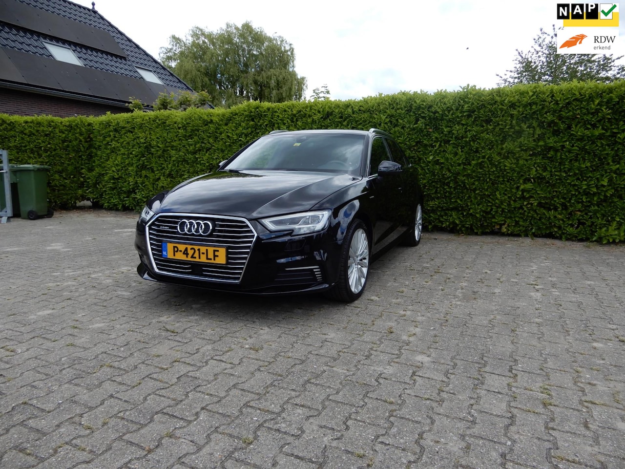 Audi A3 Sportback - 1.4 e-tron Sport Pro Line plus 1.4 e-tron Sport Pro Line plus - AutoWereld.nl
