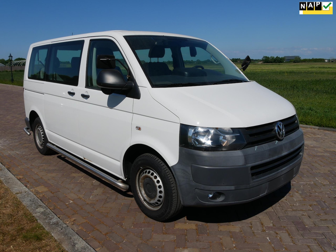 Volkswagen Transporter - 2.0 TDI L1H1 103kW DSG7 7 PERS AC ** MARGE CAR ** - AutoWereld.nl