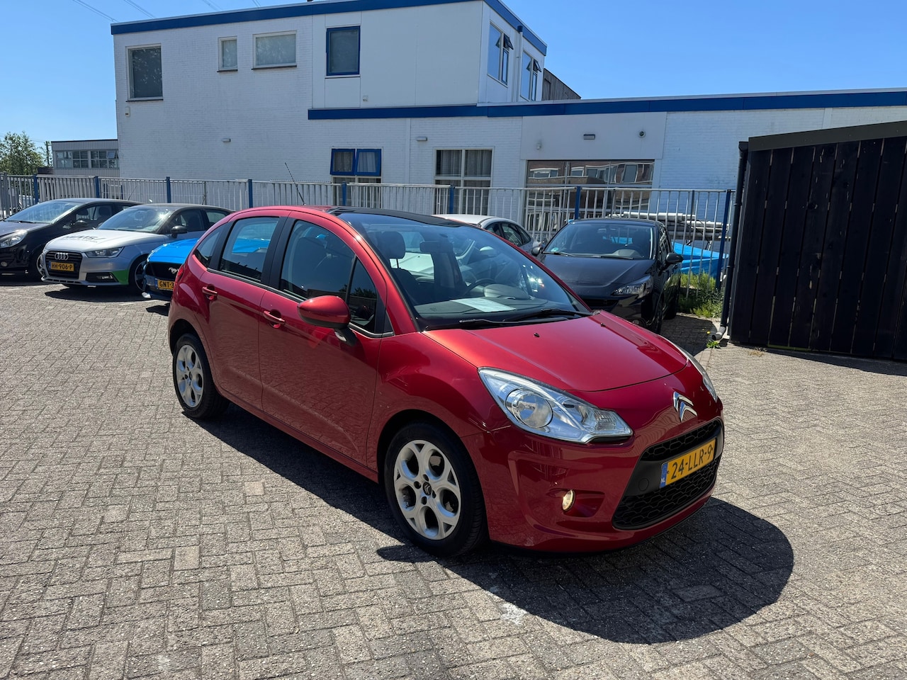 Citroën C3 - 1.4 VTi Ligne Business 1.4 VTi Ligne Business - AutoWereld.nl