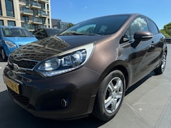 Kia Rio - 1.2 CVVT Super Pack 1e Eig Dealer Onderhouden Nieuwe Apk VolOptie