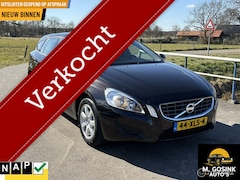 Volvo V60 - 1.6 T3 Kinetic
