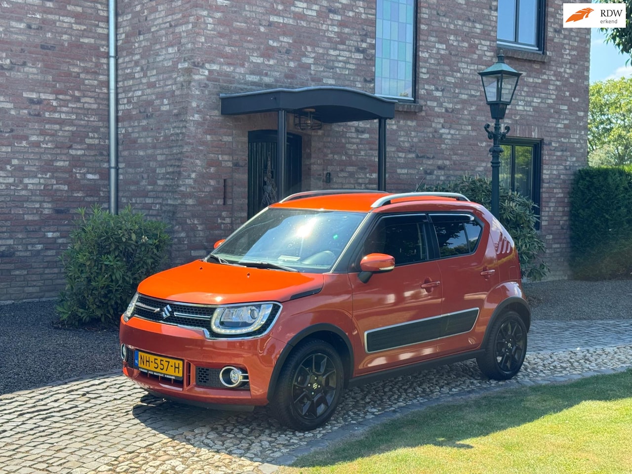 Suzuki Ignis - 1.2 Stijl Smart Hybrid Navi Camera 1e eig! - AutoWereld.nl