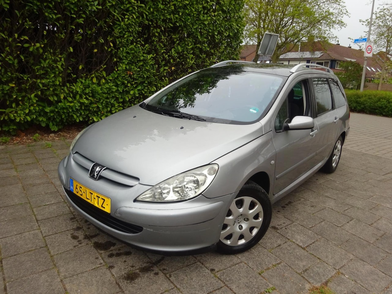 Peugeot 307 SW - 1.6 16V 6 PARSOEN MET AIRCO - AutoWereld.nl