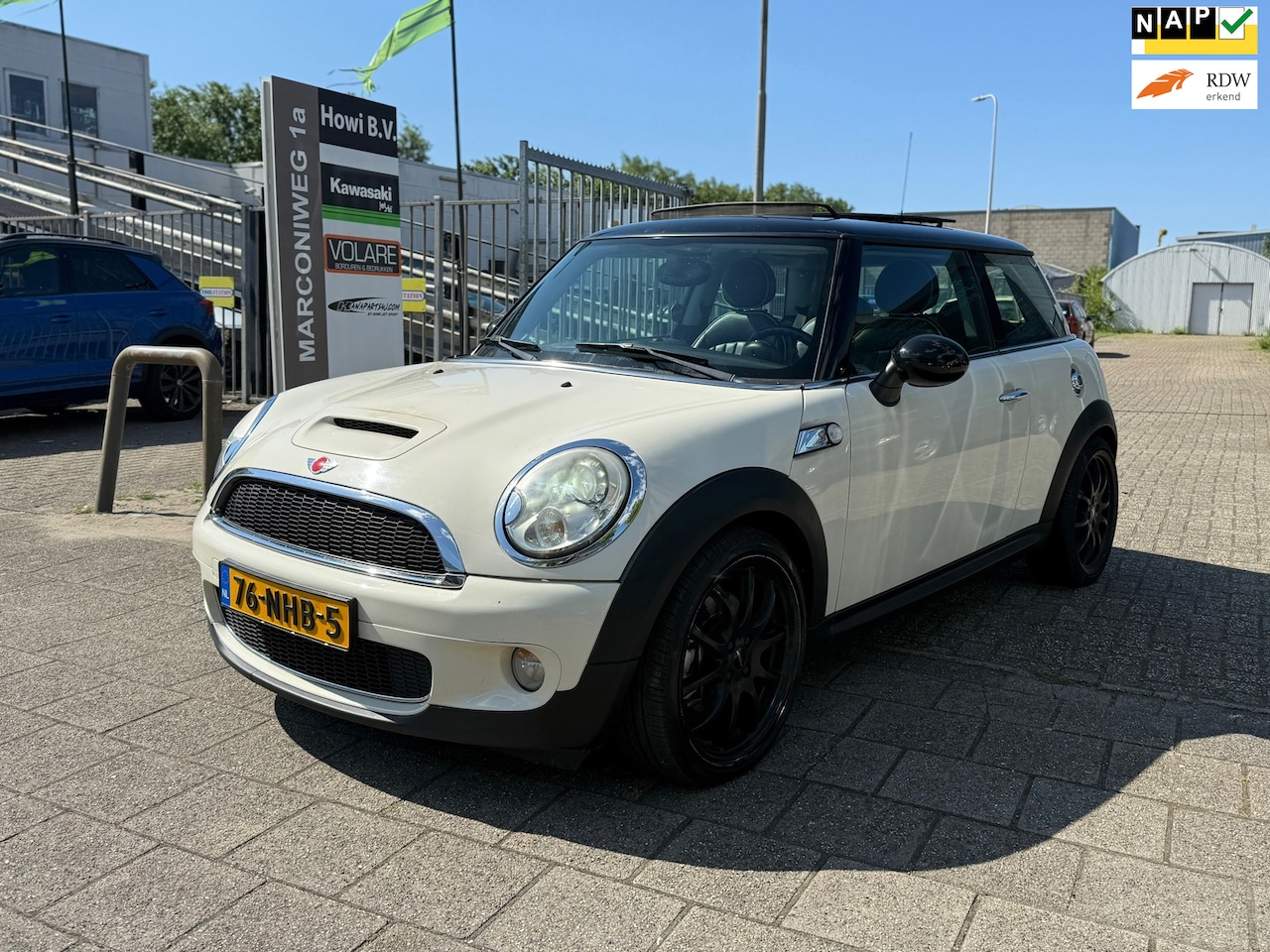 MINI Cooper S - Mini 1.6 | PANORAMADAK | 174PK - AutoWereld.nl